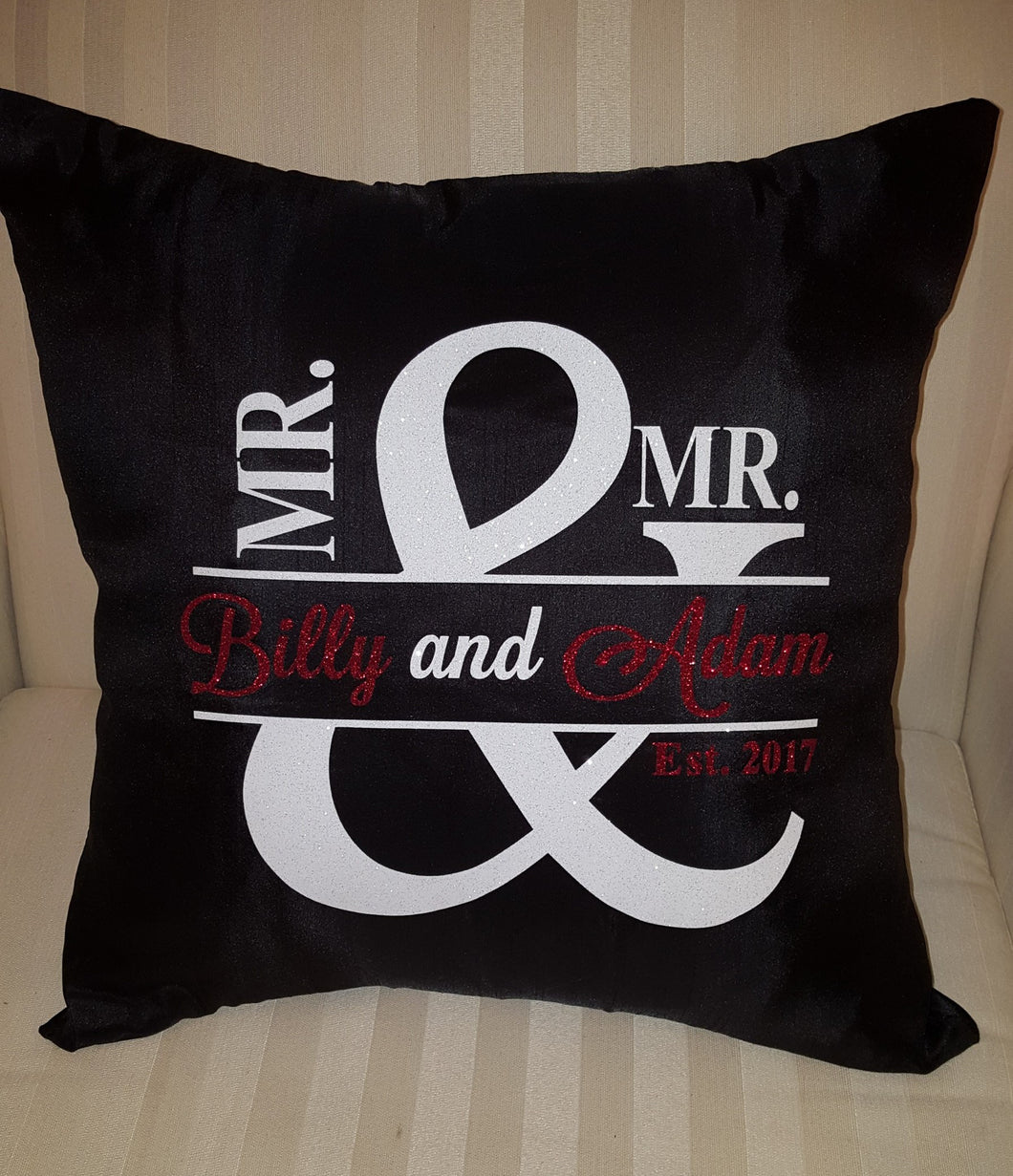 Mr and Mr(s) Pillow
